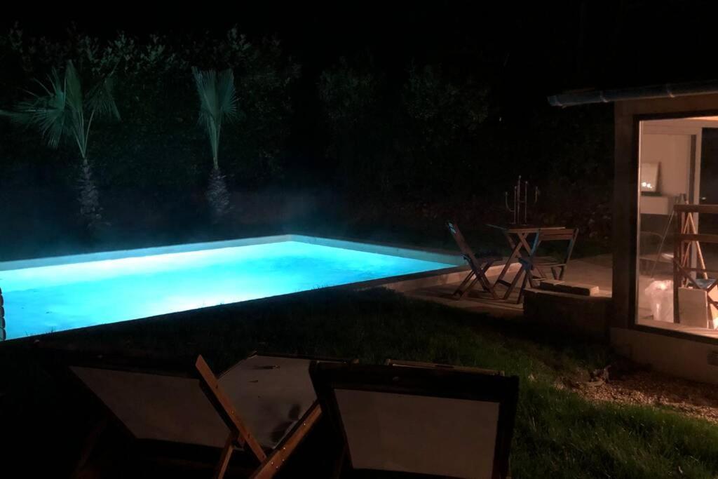Cottage Normand Avec Sa Grande Piscine Chauffee Toute L Annee Sur Parc Arbore Et Clos En Plein Coeur De La Campagne Adapte Aux Kids Et Dog Friendly Saint-Antonin-de-Sommaire Kültér fotó