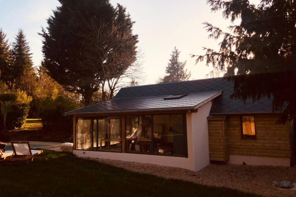 Cottage Normand Avec Sa Grande Piscine Chauffee Toute L Annee Sur Parc Arbore Et Clos En Plein Coeur De La Campagne Adapte Aux Kids Et Dog Friendly Saint-Antonin-de-Sommaire Kültér fotó